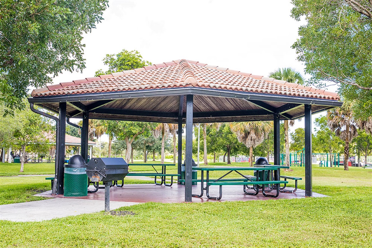 Betti Stradling Park "A" Pavilion Rental - City of Coral Springs